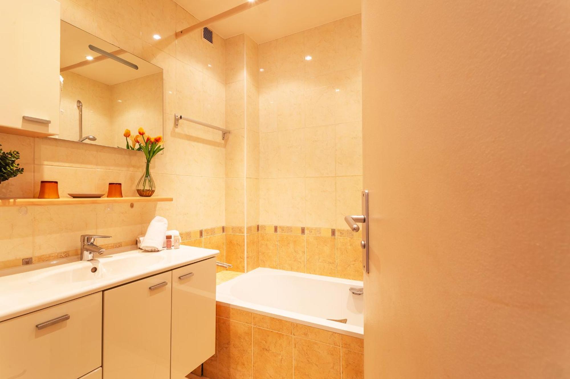 Apartment Massenet *