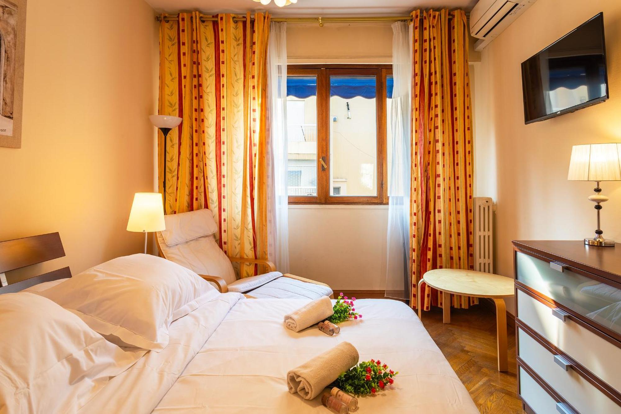 Massenet Apartment